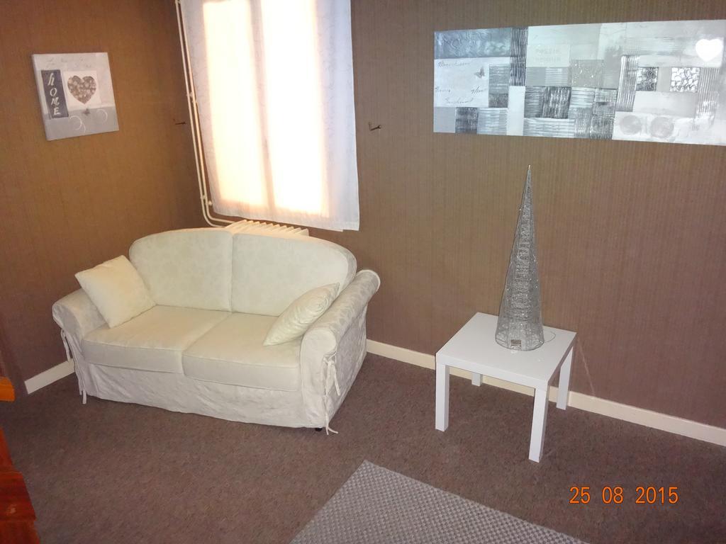 Hotel Bon Accueil Oyonnax Esterno foto