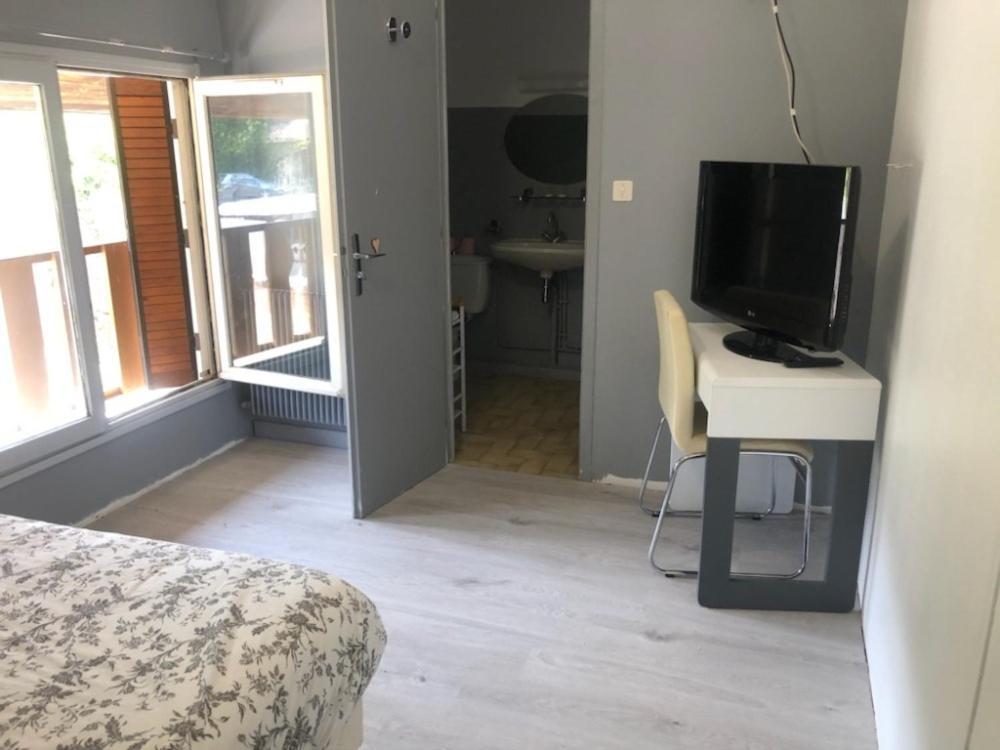 Hotel Bon Accueil Oyonnax Esterno foto