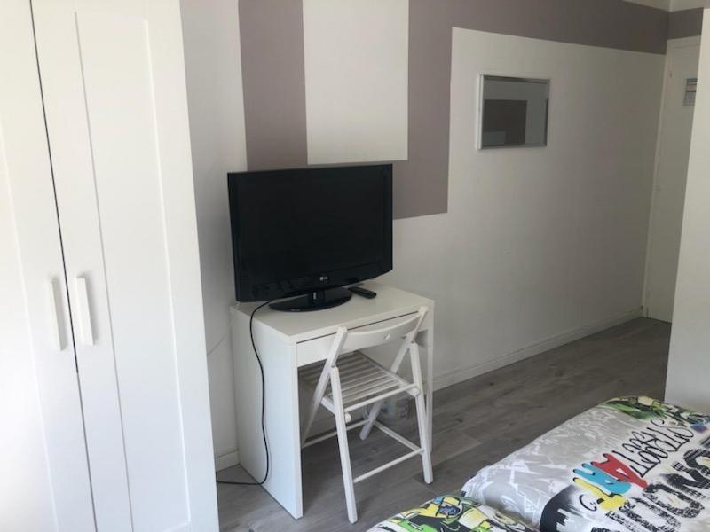 Hotel Bon Accueil Oyonnax Esterno foto